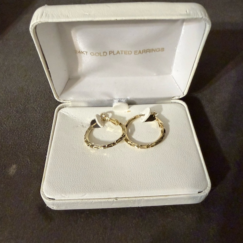 24 karat gold plated Textured Hoop Earrings - Women Jewelry